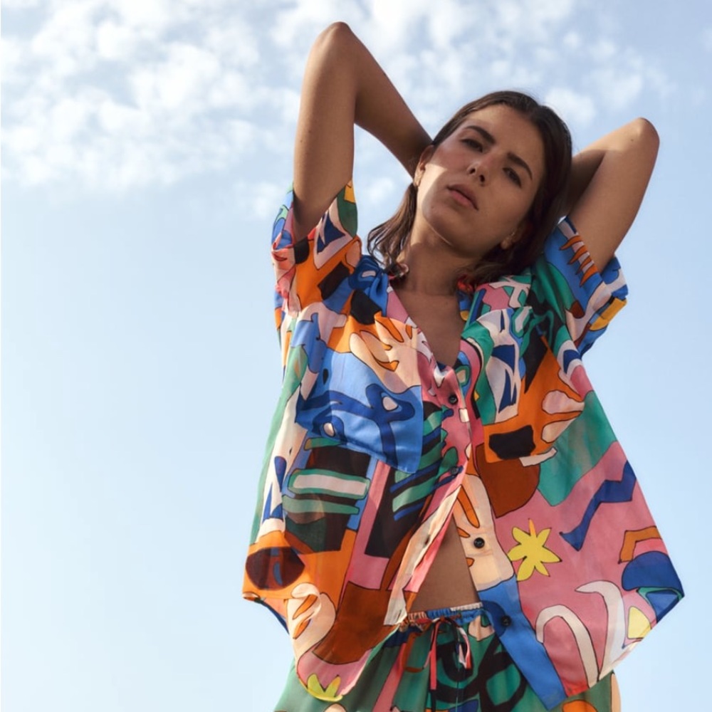 ☀️ Zara Flowy Printed Blouse ☀️